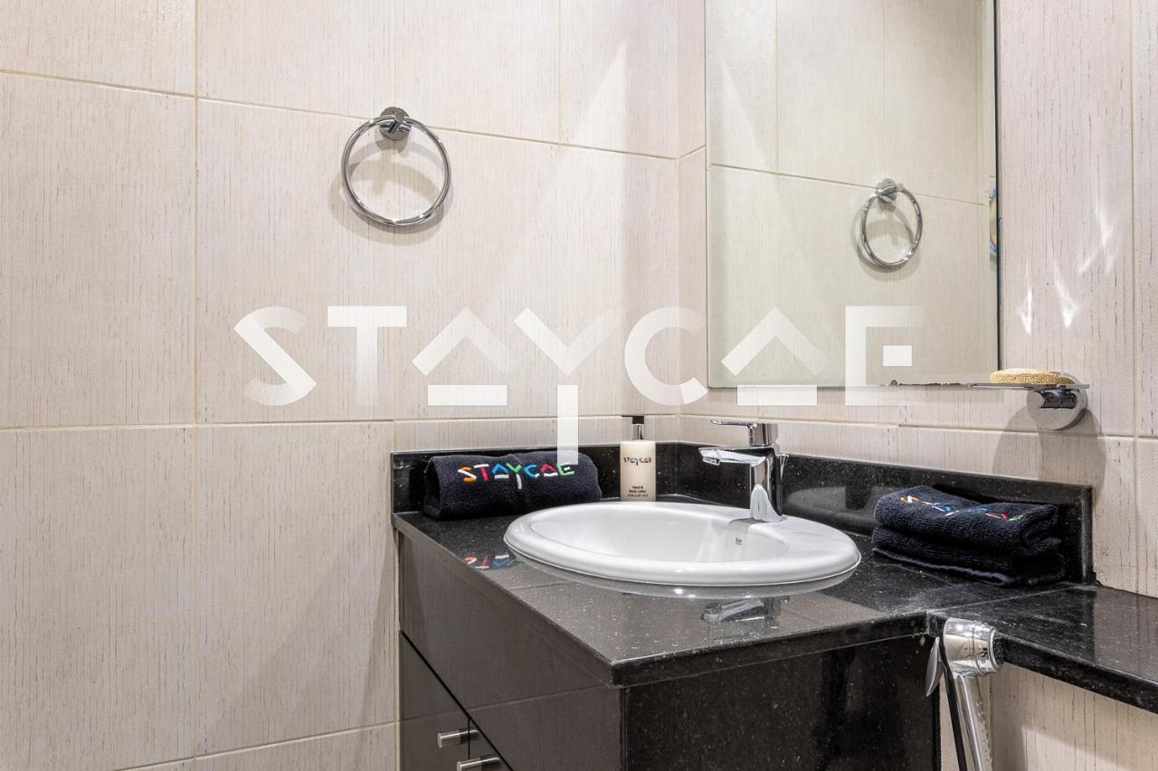 Staycae Holiday Homes - Tower 108 دبي المظهر الخارجي الصورة